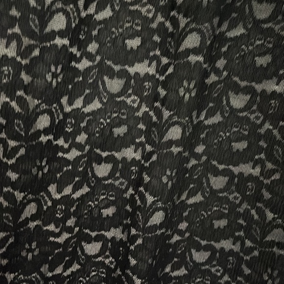 Black lace button front blouse - Picture 2 of 4